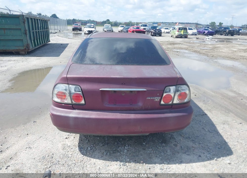 1996 HONDA ACCORD LX/EX VIN: 1HGCD5538TA121554