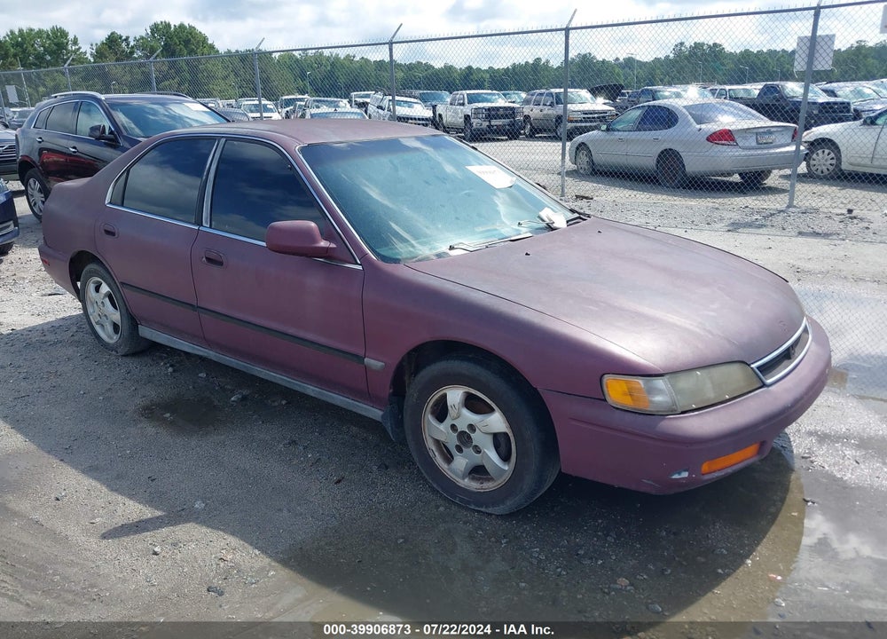 1996 HONDA ACCORD LX/EX VIN: 1HGCD5538TA121554