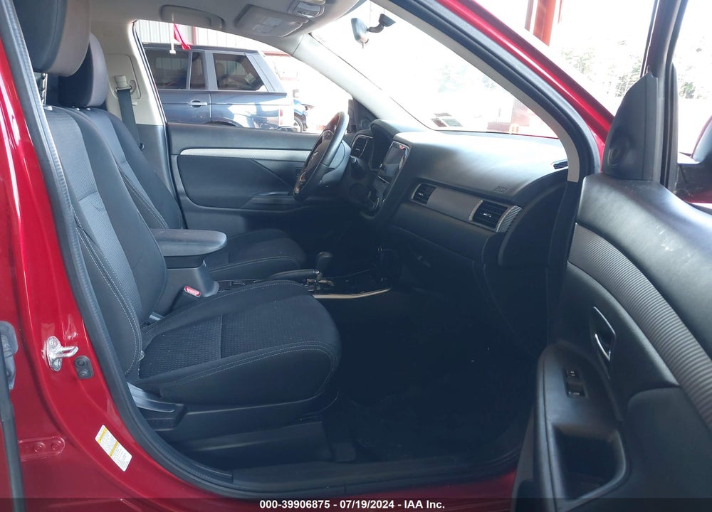 2018 MITSUBISHI OUTLANDER SE VIN: JA4AD3A37JZ037881