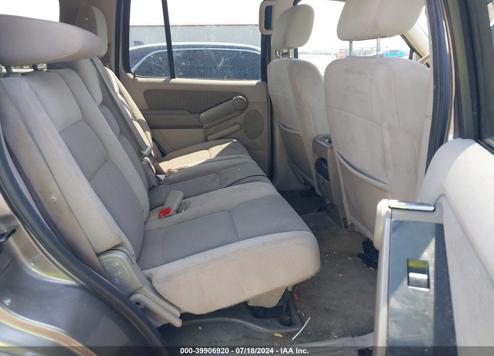 2006 FORD EXPLORER XLT VIN: 1FMEU73E86UB48128