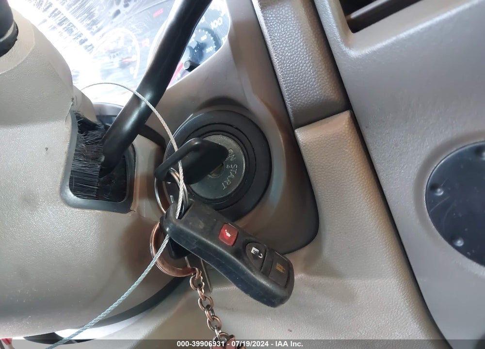 2008 NISSAN TITAN SE VIN: 1N6AA07D68N359813