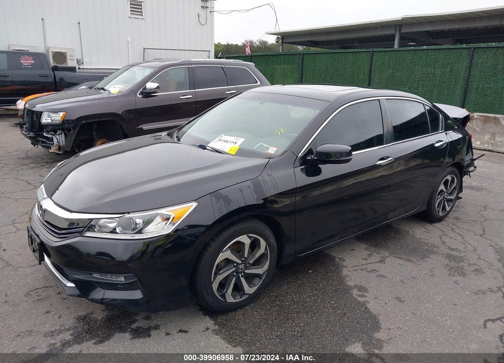 2017 HONDA ACCORD EX-L VIN: 1HGCR2F88HA009354