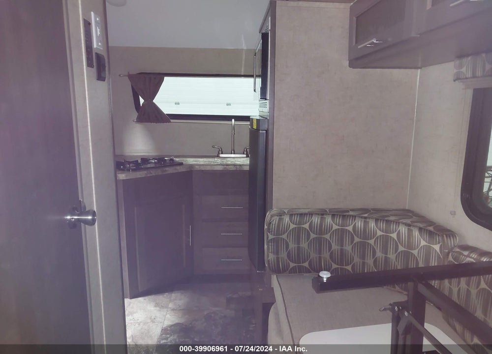 2017 FOREST RIVER RV R-POD HOOD RIVER EDI VIN: 4X4TRPT19H2011170