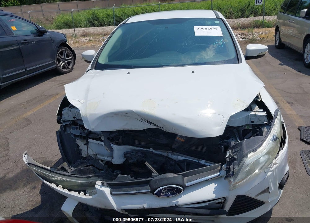 2014 FORD FOCUS SE VIN: 1FADP3F27EL278395