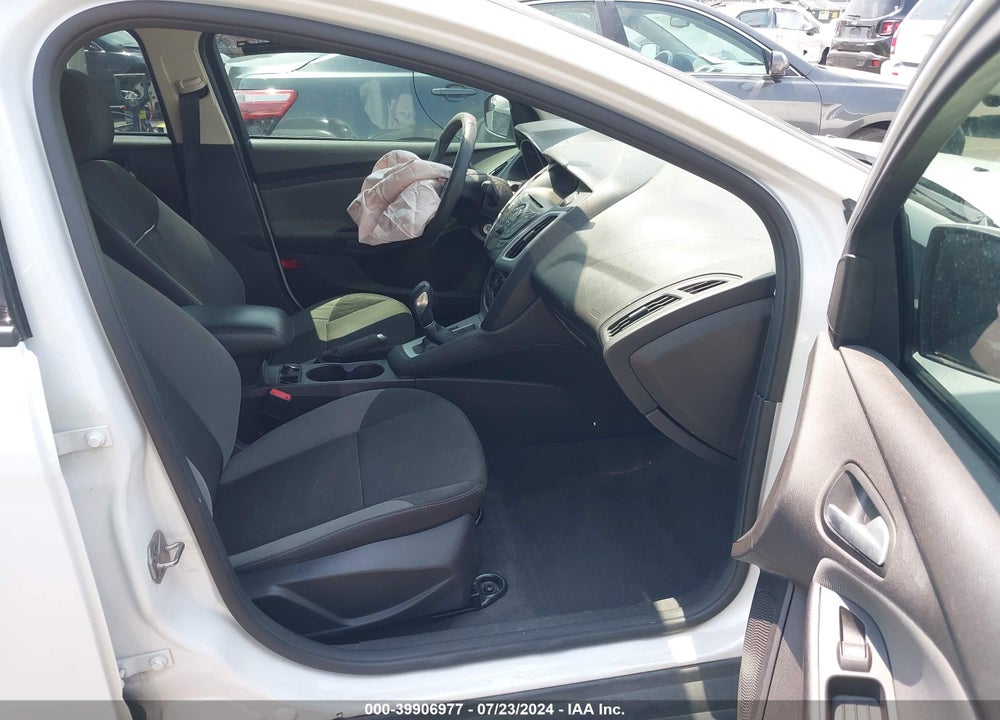 2014 FORD FOCUS SE VIN: 1FADP3F27EL278395