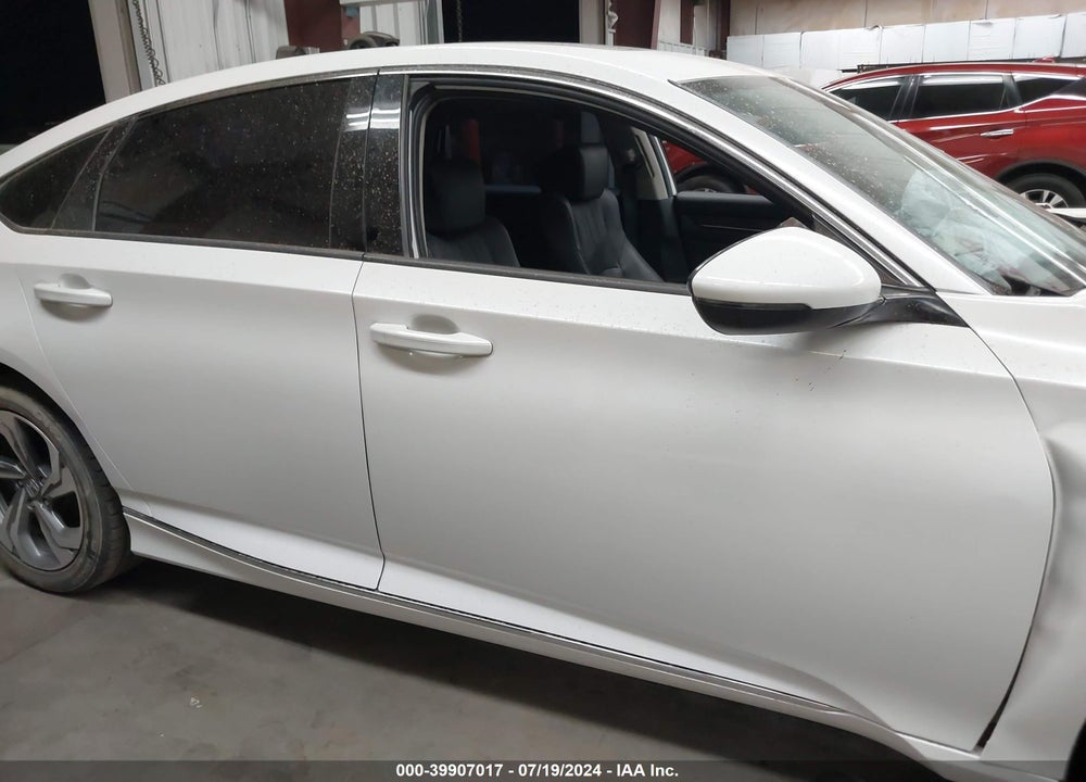 2018 HONDA ACCORD EX-L 2.0T VIN: 1HGCV2F56JA009053