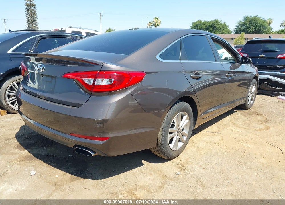 2017 HYUNDAI SONATA SE VIN: 5NPE24AF4HH479905