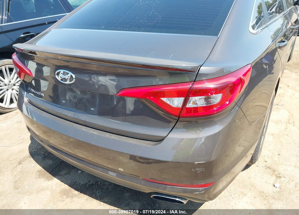 2017 HYUNDAI SONATA SE VIN: 5NPE24AF4HH479905