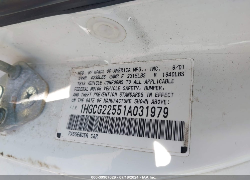 2001 HONDA ACCORD 3.0 EX VIN: 1HGCG22551A031979