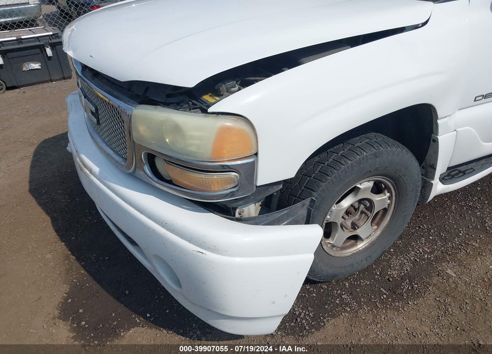 2004 GMC YUKON XL 1500 DENALI VIN: 1GKFK66U74J258389