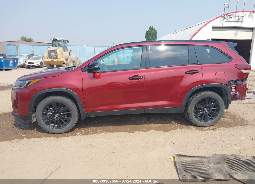 2019 TOYOTA HIGHLANDER SE VIN: 5TDJZRFHXKS983748