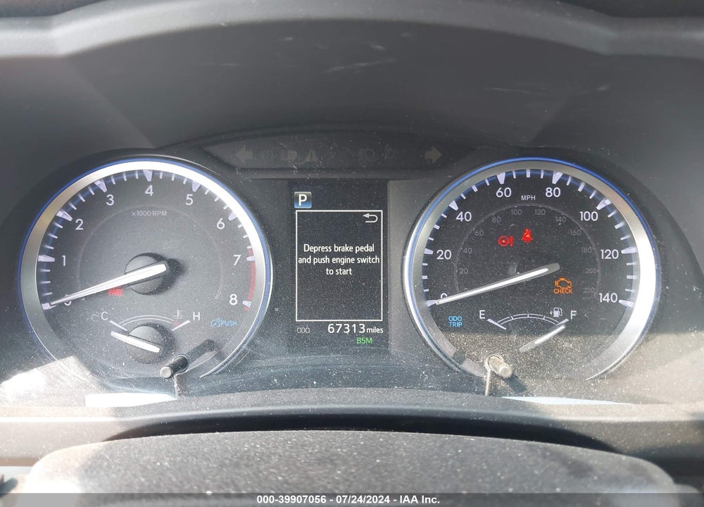 2019 TOYOTA HIGHLANDER SE VIN: 5TDJZRFHXKS983748