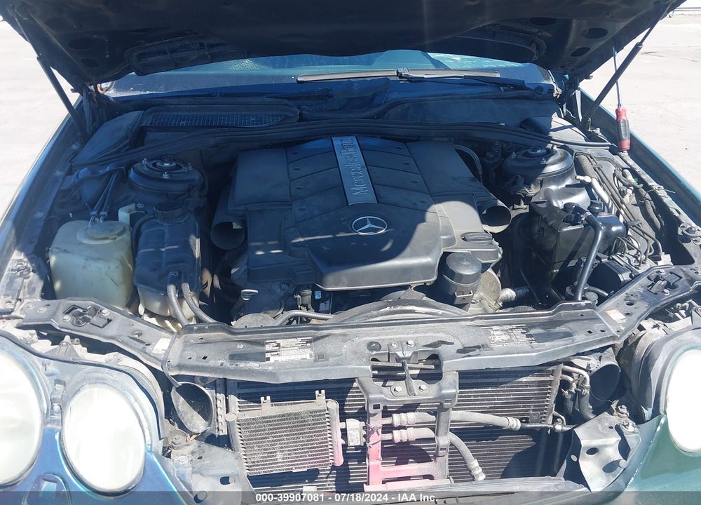 2000 MERCEDES-BENZ CL 500 VIN: WDBPJ75JXYA004423