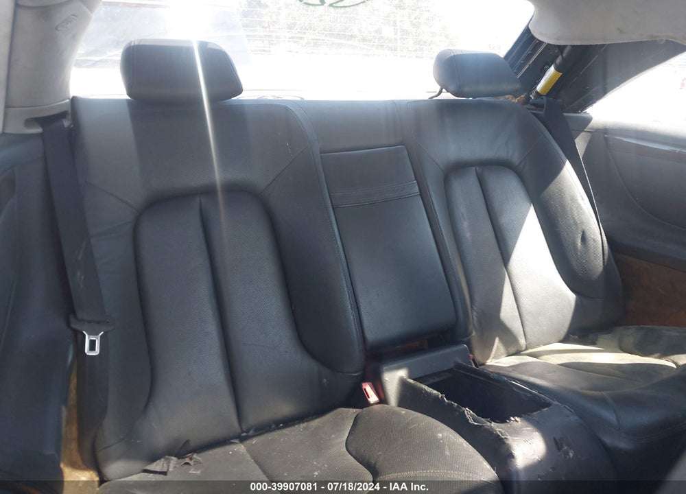 2000 MERCEDES-BENZ CL 500 VIN: WDBPJ75JXYA004423