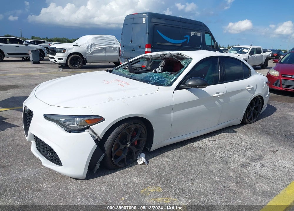 2020 ALFA ROMEO GIULIA SPORT RWD VIN: ZARFAMAN2L7623940