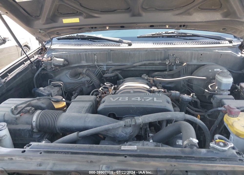 2005 TOYOTA TUNDRA SR5 V8 VIN: 5TBDT44155S487406