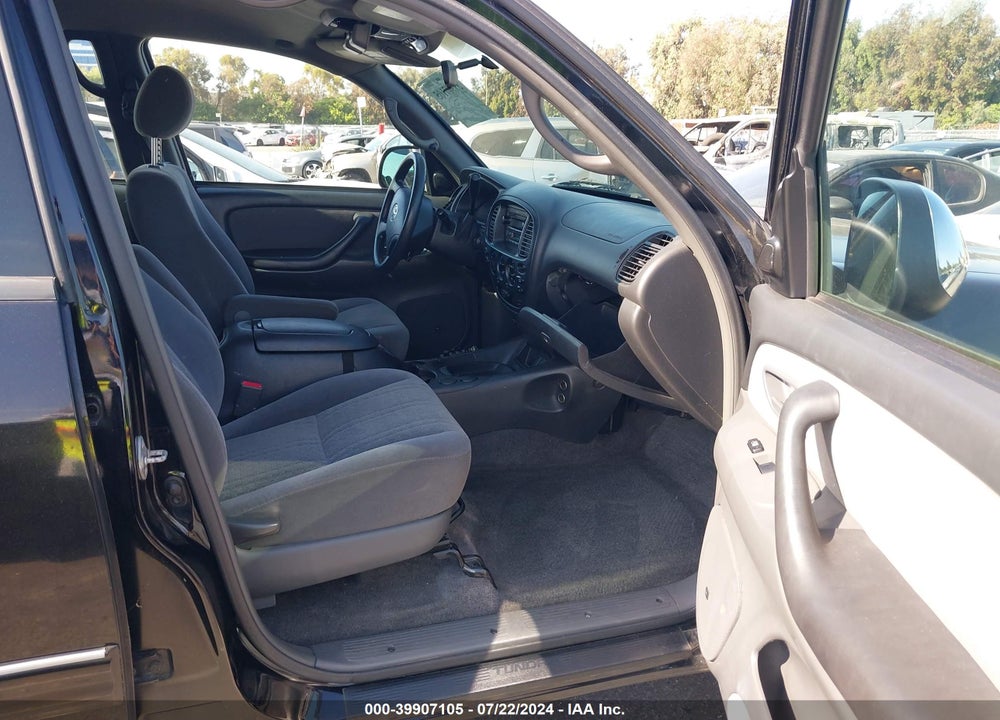 2005 TOYOTA TUNDRA SR5 V8 VIN: 5TBDT44155S487406