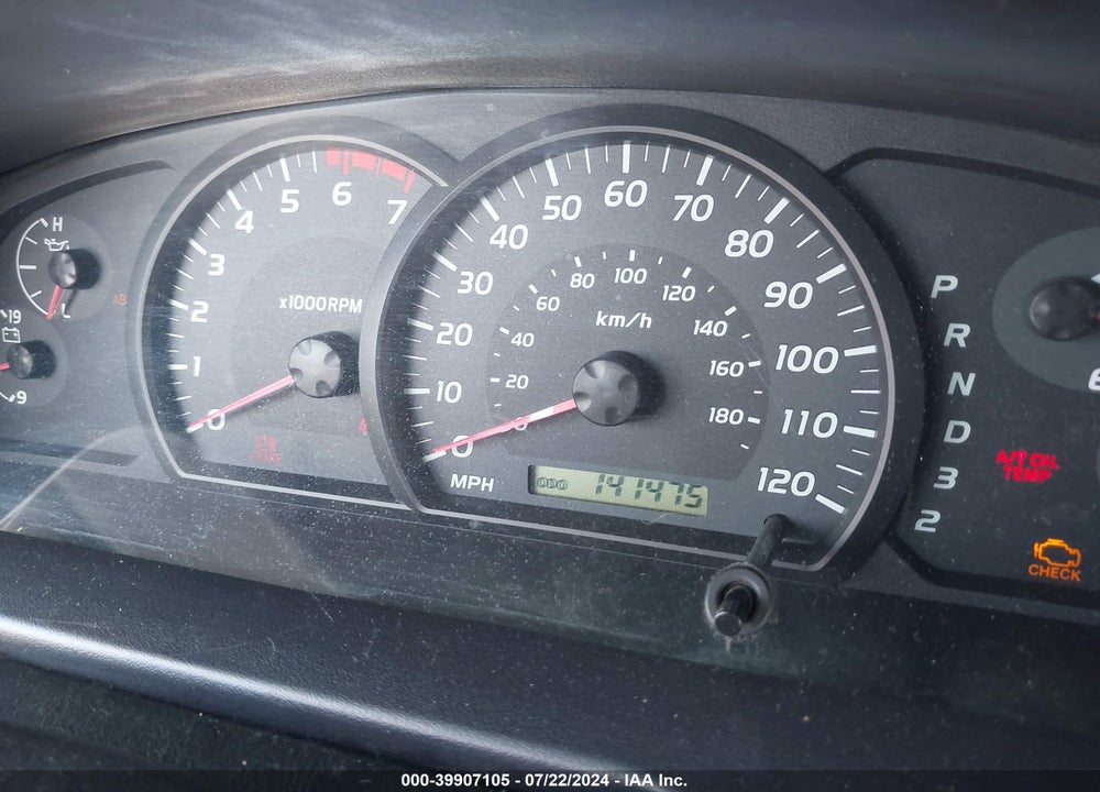 2005 TOYOTA TUNDRA SR5 V8 VIN: 5TBDT44155S487406