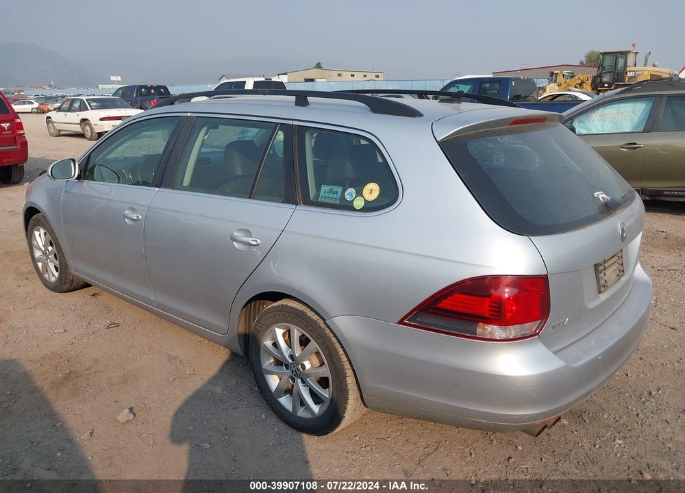 2013 VOLKSWAGEN JETTA SPORTWAGEN 2.5L SE VIN: 3VWPP7AJ8DM670146