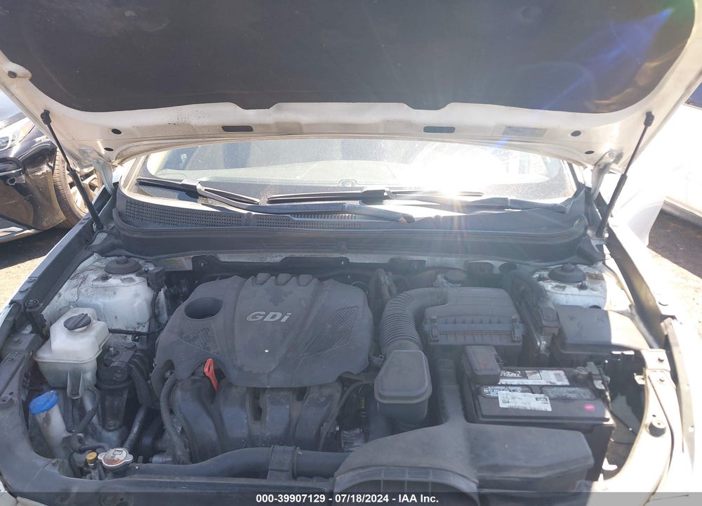 2013 HYUNDAI SONATA GLS VIN: 5NPEB4AC5DH583710