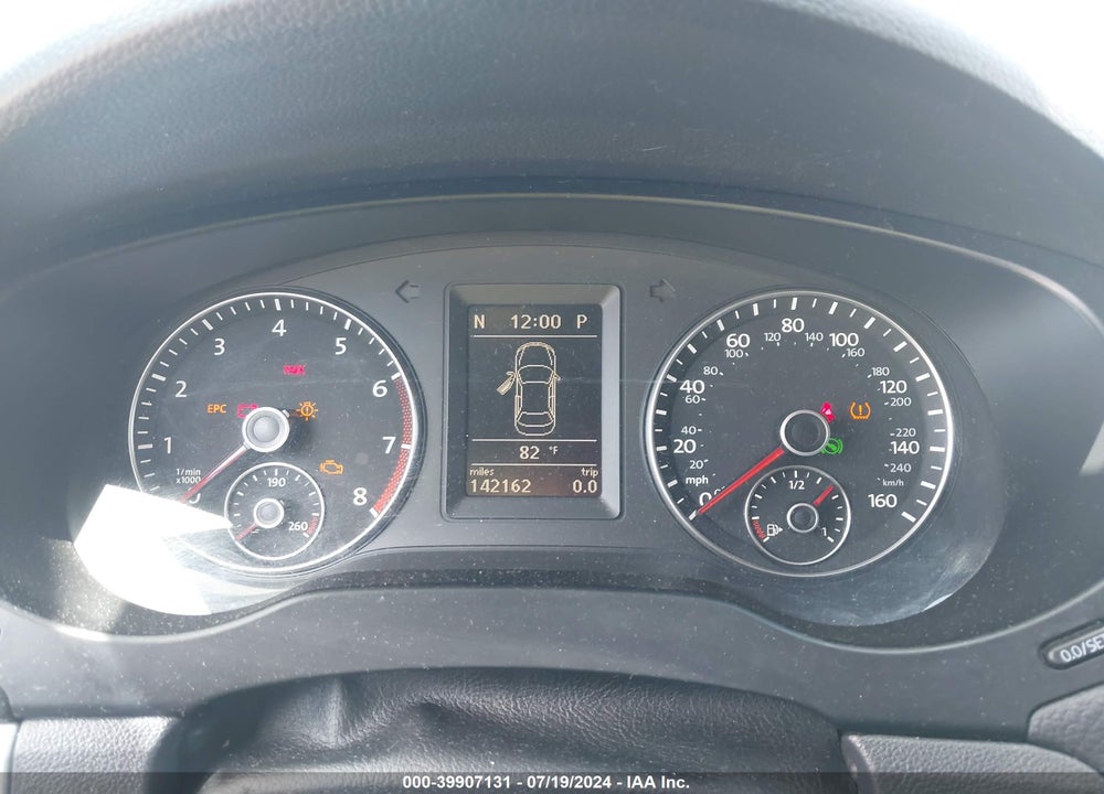 2012 VOLKSWAGEN JETTA GLI AUTOBAHN VIN: 3VW467AJ2CM089052