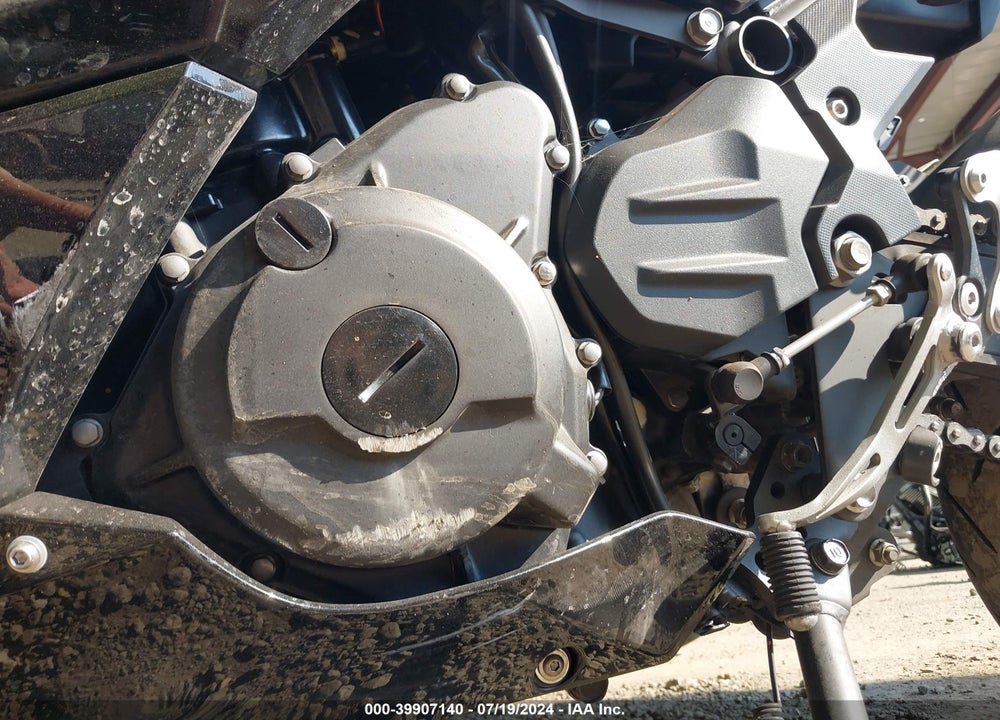 2024 KAWASAKI EX500 H VIN: ML5EXGH17RDA13855