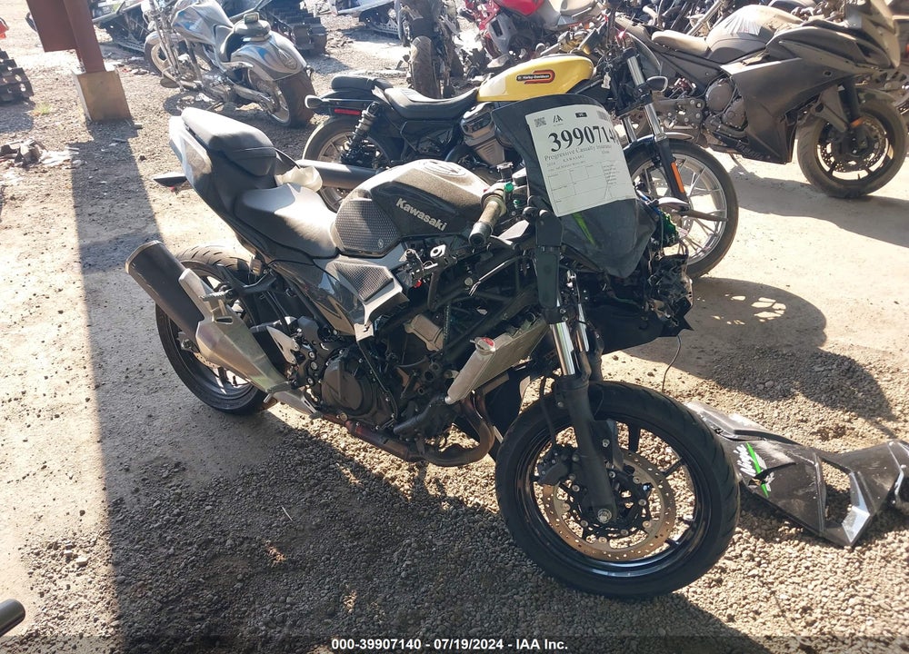 2024 KAWASAKI EX500 H VIN: ML5EXGH17RDA13855