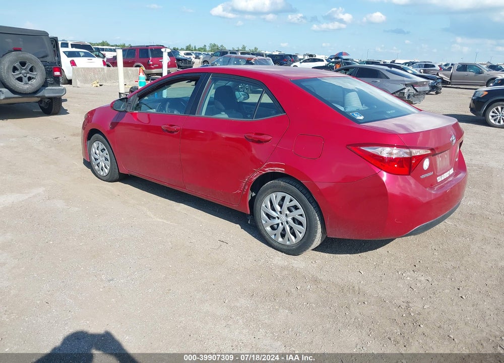 2017 TOYOTA COROLLA LE VIN: 5YFBURHE8HP645336