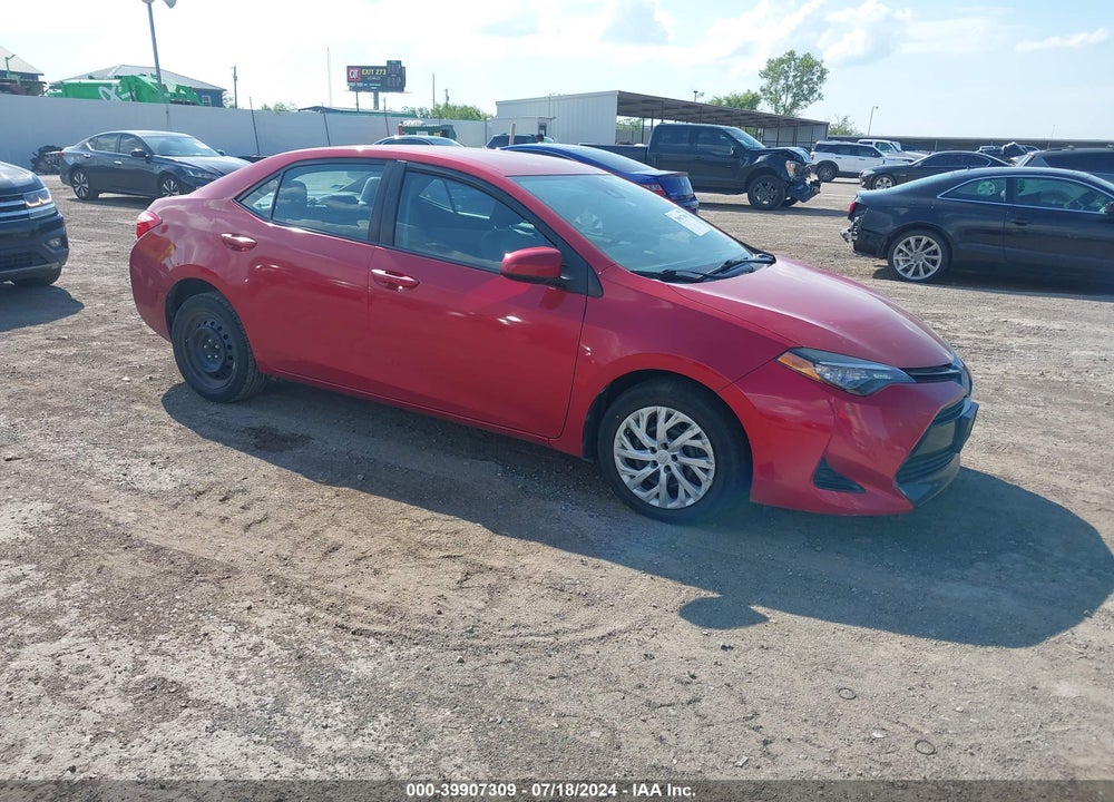 2017 TOYOTA COROLLA LE VIN: 5YFBURHE8HP645336