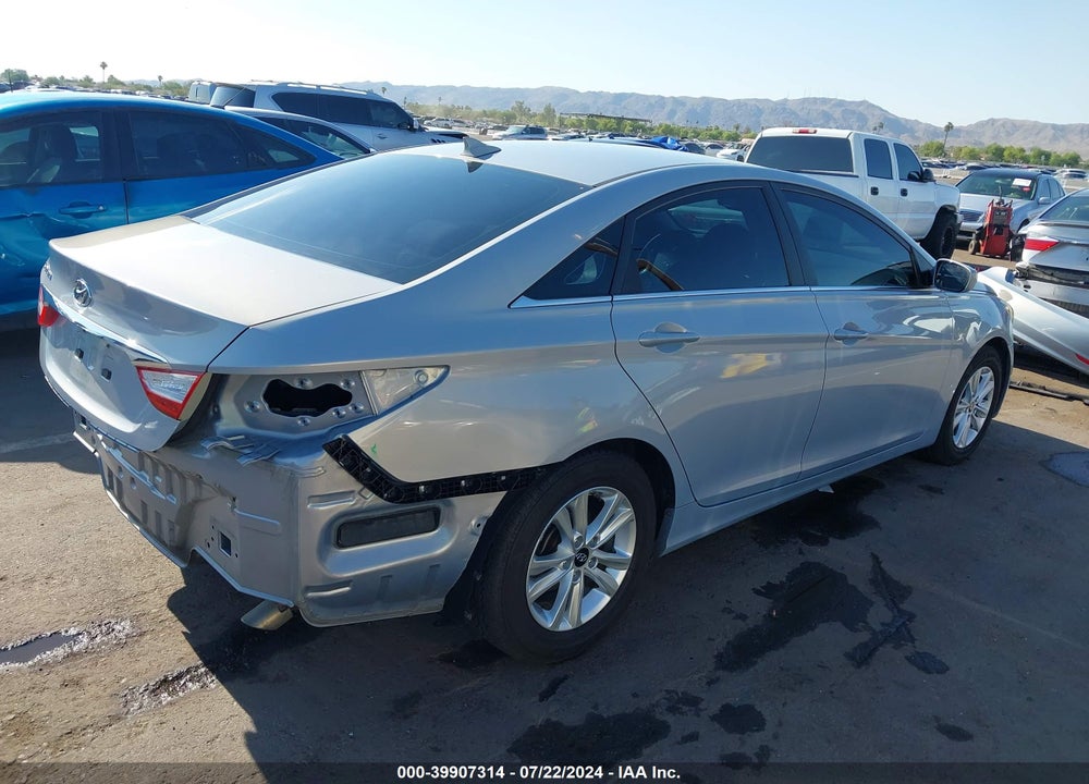 2012 HYUNDAI SONATA GLS VIN: 5NPEB4AC5CH473464