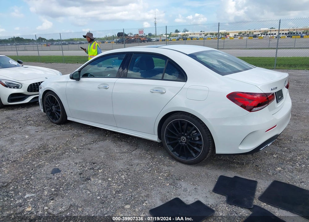 2022 MERCEDES-BENZ A 220 VIN: W1K3G4EB3NJ361319