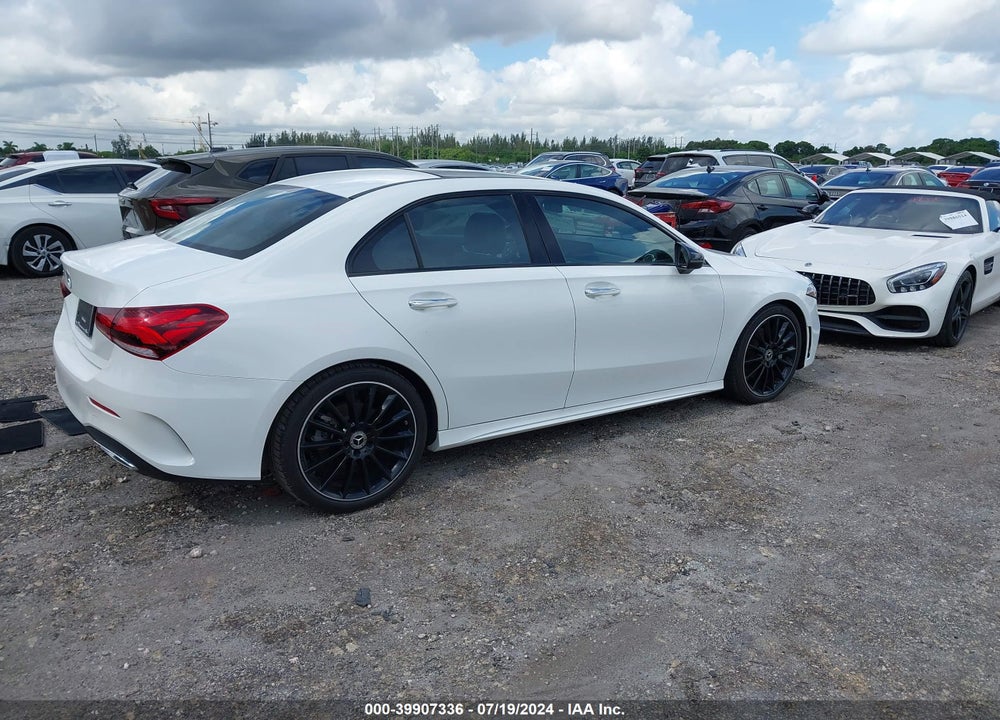 2022 MERCEDES-BENZ A 220 VIN: W1K3G4EB3NJ361319