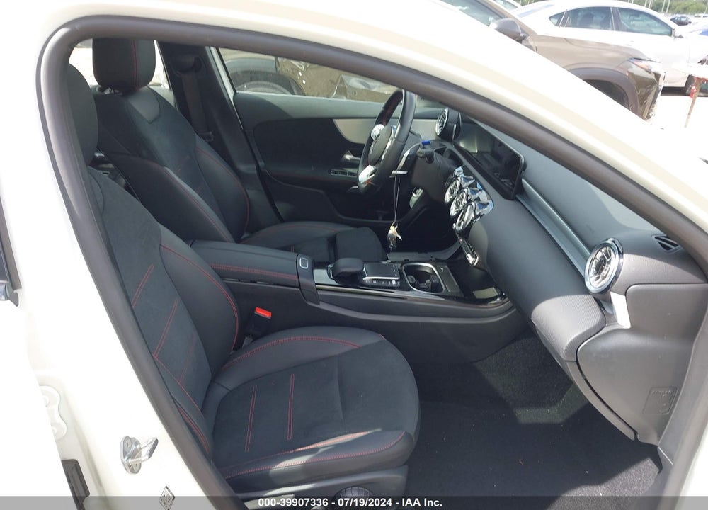 2022 MERCEDES-BENZ A 220 VIN: W1K3G4EB3NJ361319