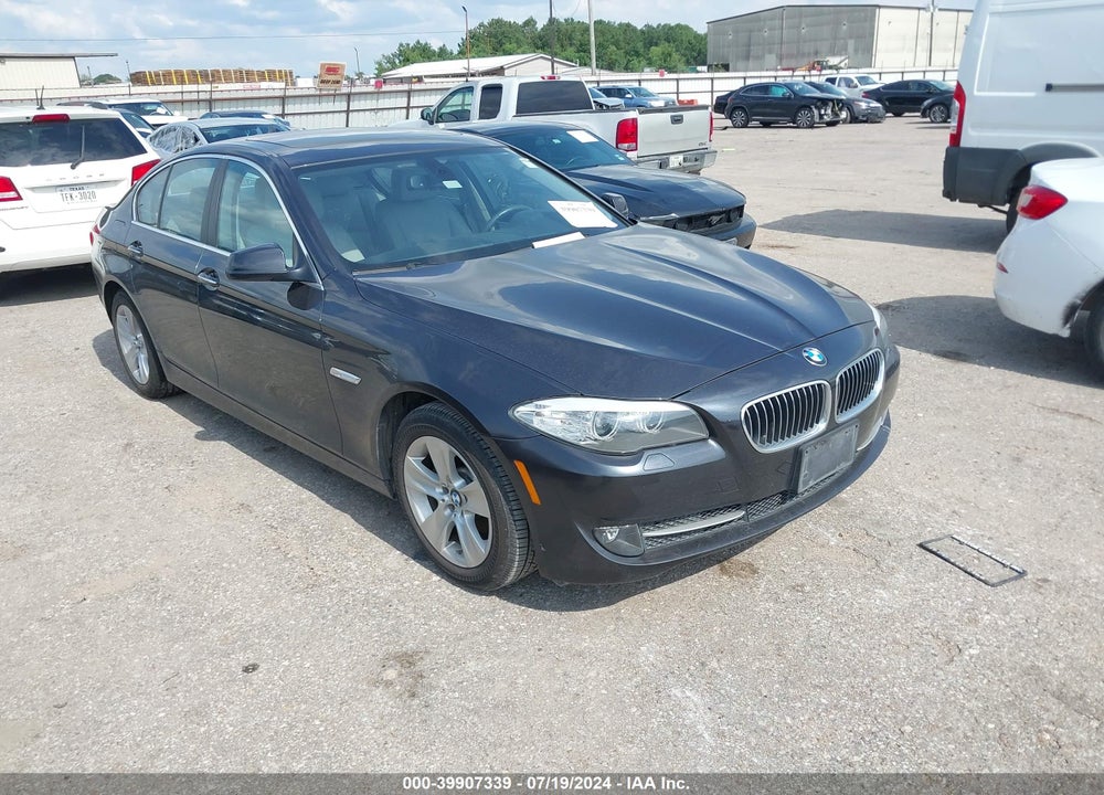 2011 BMW 528I VIN: WBAFR1C50BC740210