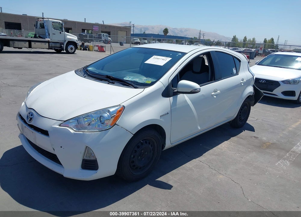 2014 TOYOTA PRIUS C ONE VIN: JTDKDTB34E1574429