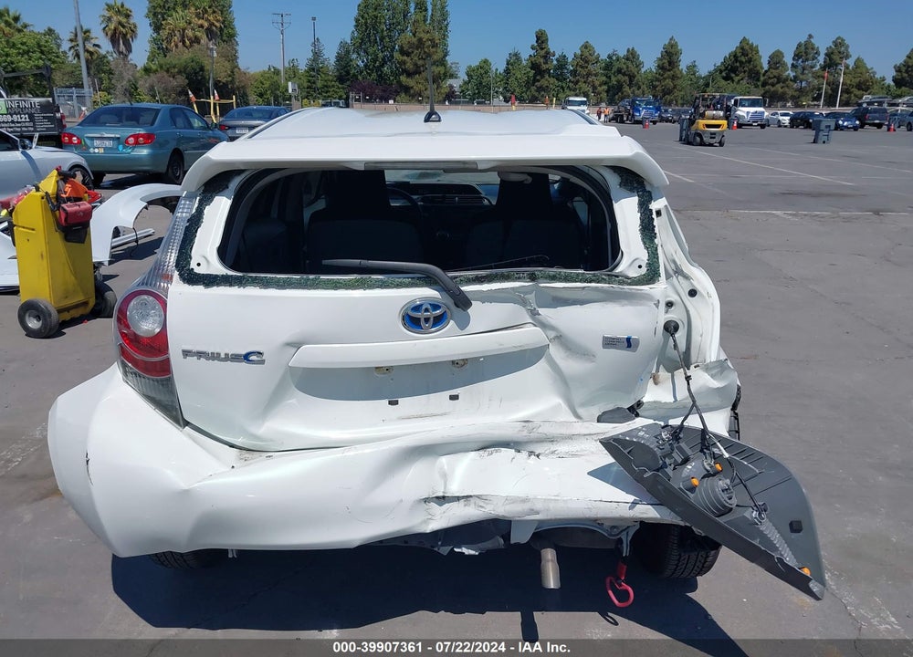 2014 TOYOTA PRIUS C ONE VIN: JTDKDTB34E1574429