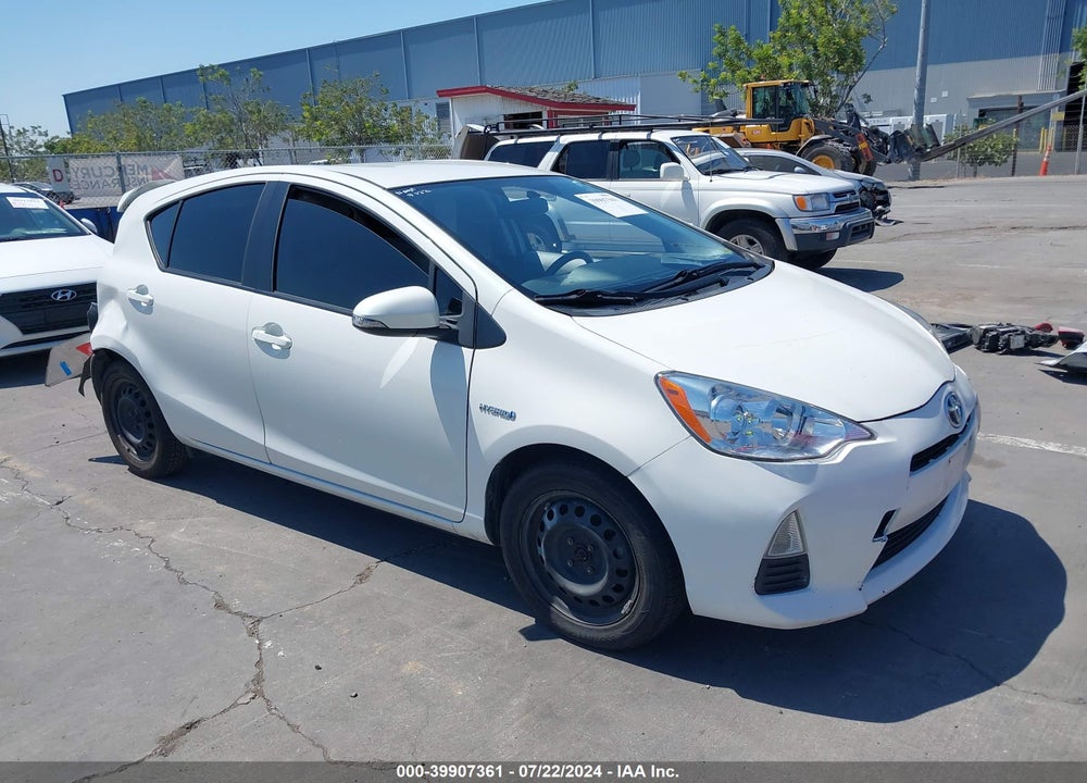 2014 TOYOTA PRIUS C ONE VIN: JTDKDTB34E1574429