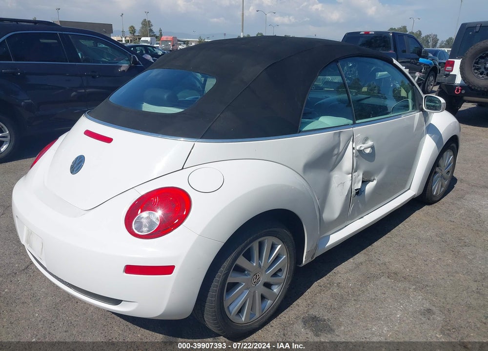 2010 VOLKSWAGEN NEW BEETLE 2.5L VIN: 3VWRW3ALXAM006903