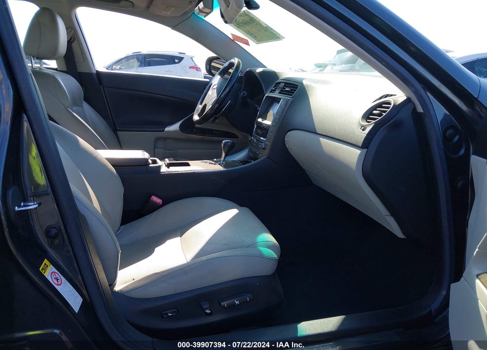 2009 LEXUS IS 250 VIN: JTHCK262195031848
