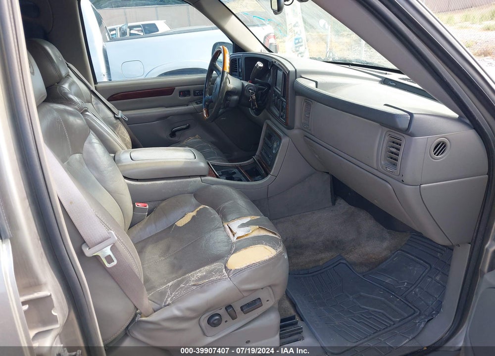 2002 CADILLAC ESCALADE EXT STANDARD VIN: 3GYEK63N32G255275