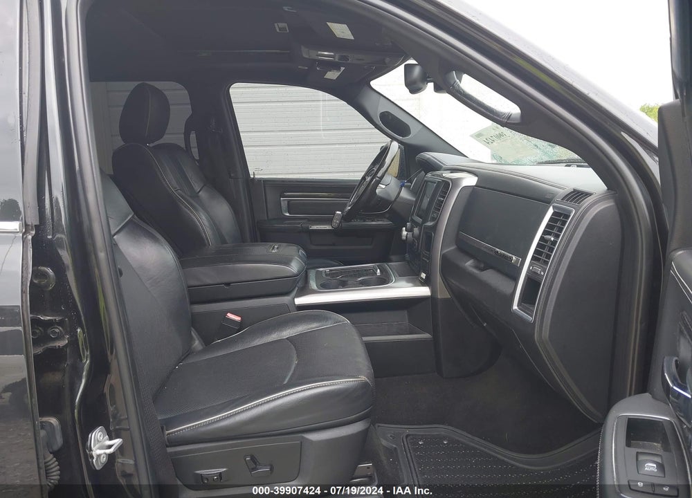 2017 RAM 1500 LIMITED  4X2 5'7 BOX VIN: 1C6RR6PT1HS775673