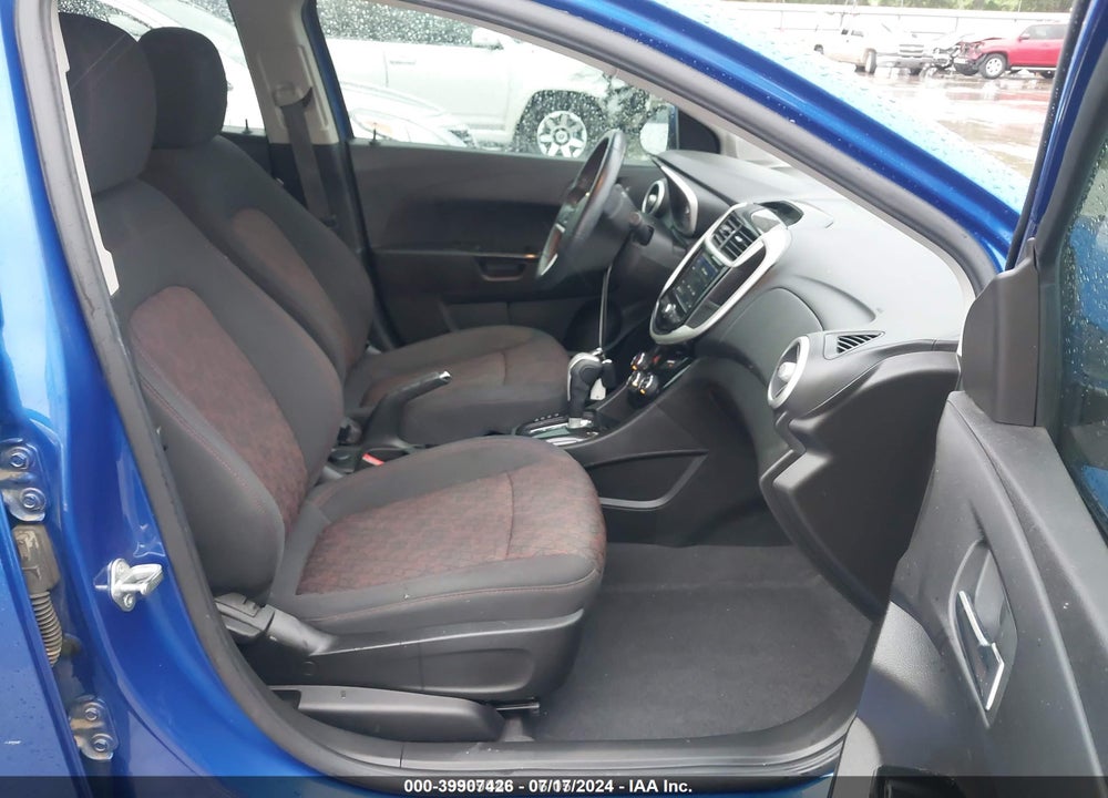 2019 CHEVROLET SONIC LT AUTO VIN: 1G1JD6SB1K4124017