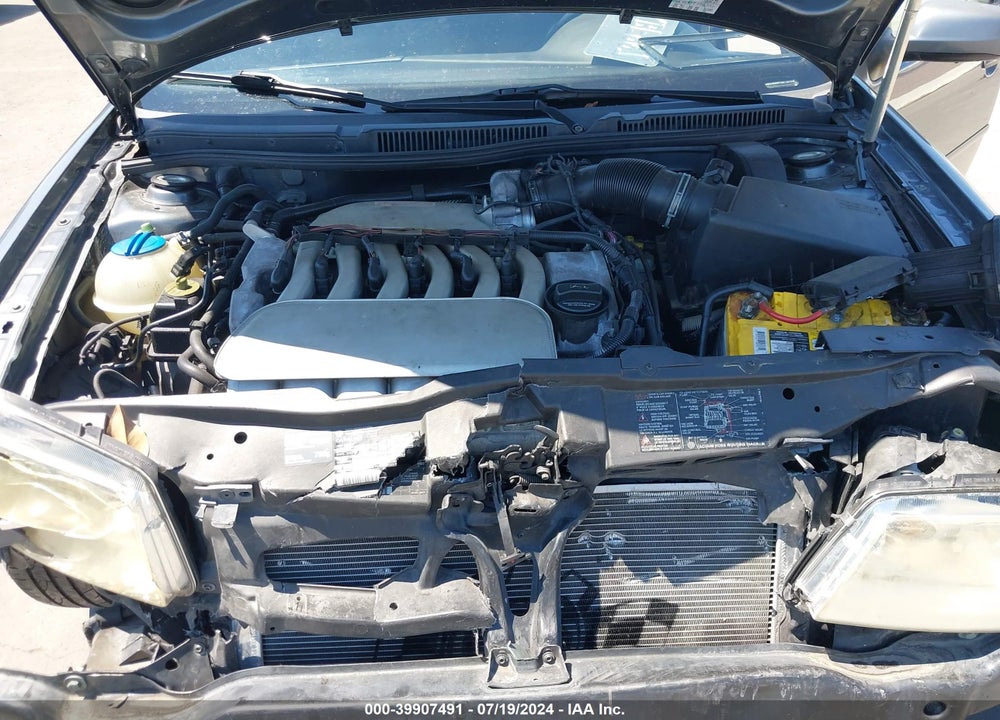 2003 VOLKSWAGEN JETTA GLI VIN: 3VWVH69MX3M125724