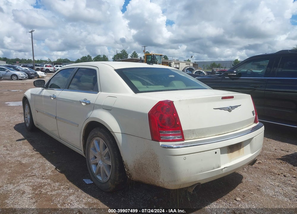 2010 CHRYSLER 300C HEMI VIN: 2C3CA6CT6AH153888