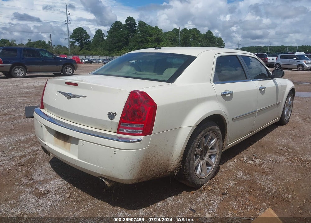 2010 CHRYSLER 300C HEMI VIN: 2C3CA6CT6AH153888