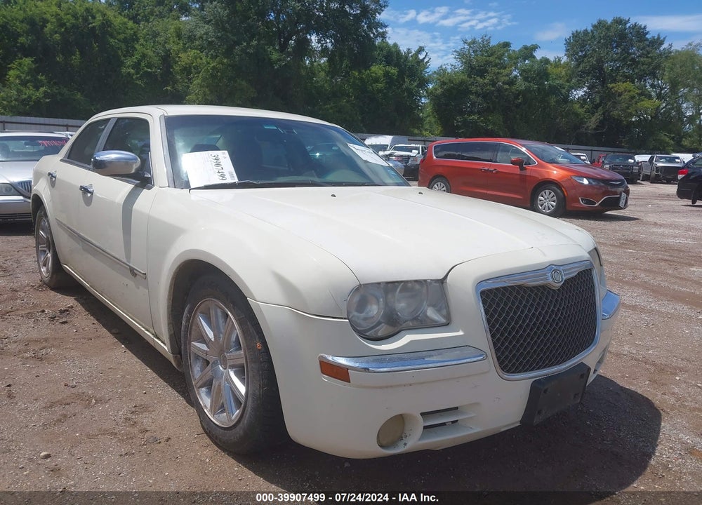 2010 CHRYSLER 300C HEMI VIN: 2C3CA6CT6AH153888