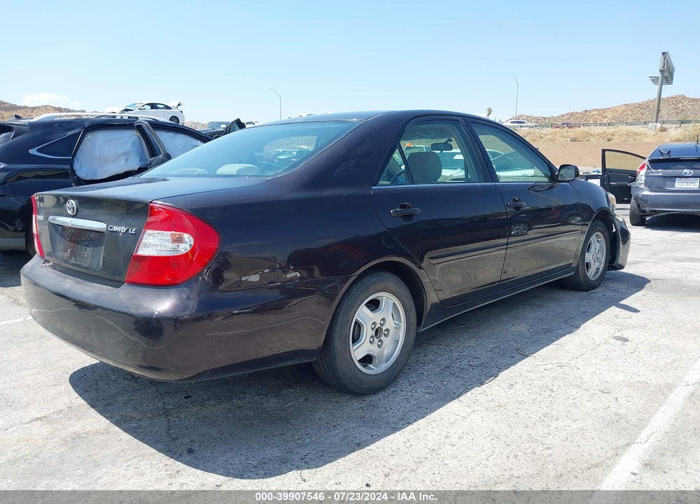 2002 TOYOTA CAMRY LE VIN: JTDBE32K020026479
