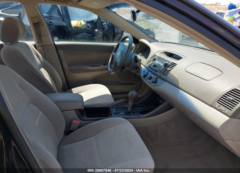2002 TOYOTA CAMRY LE VIN: JTDBE32K020026479