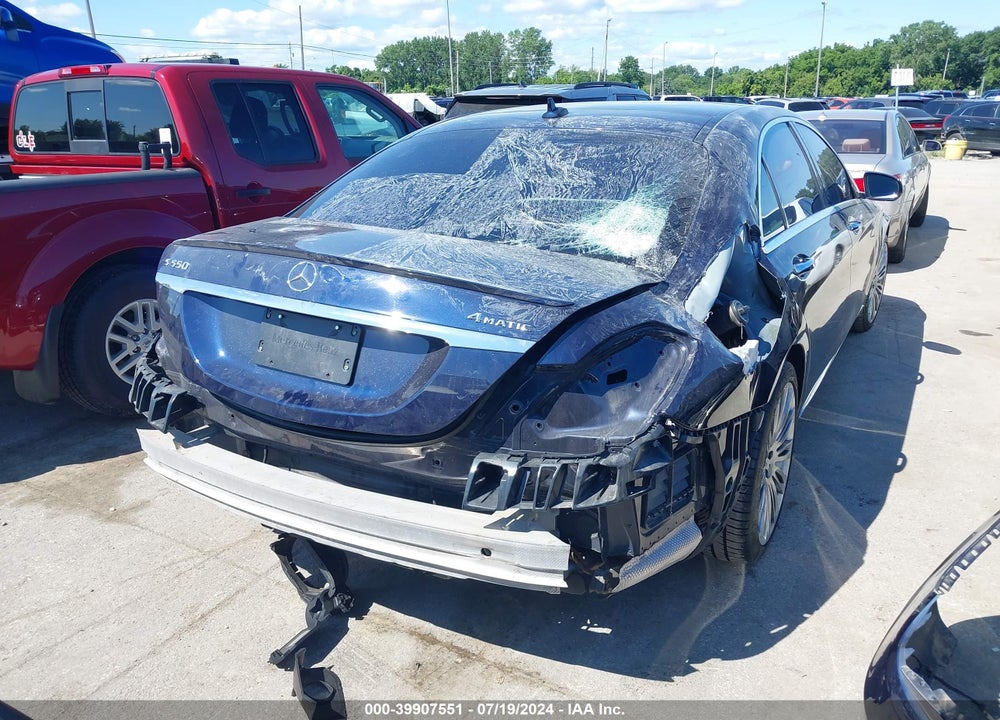 2016 MERCEDES-BENZ S 550 4MATIC VIN: WDDUG8FB9GA233261