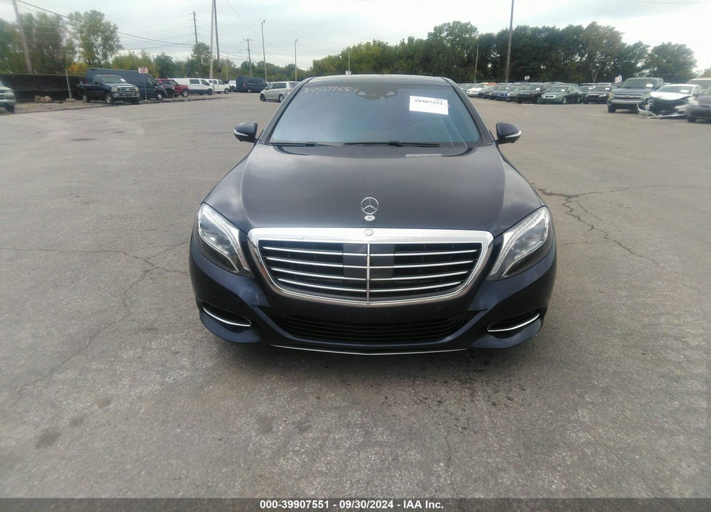 2016 MERCEDES-BENZ S 550 4MATIC VIN: WDDUG8FB9GA233261